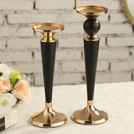 1pc European retro metal candlestick, a European light luxury metal Roman column candlestick, a black and Golden metal decorative candlestick